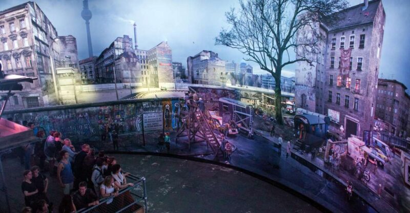 THE WALL: asisi Panorama Berlin Ticket - The Artistic Representation of the Berlin Wall’s Shadow