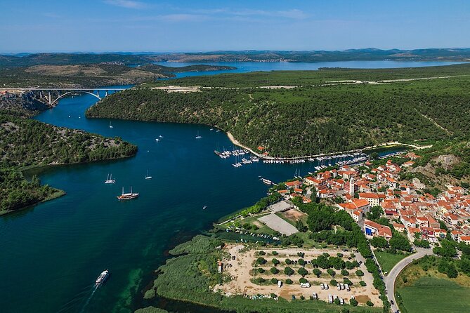 The Wonder of nature route - Panoramic Flight over Plitvice Lakes & Krka NP - The Climax: Aerial View of Plitvice Lakes