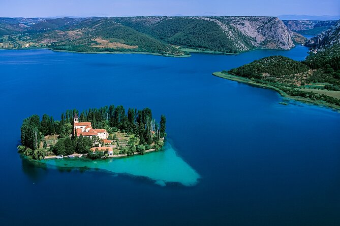 The Wonder of nature route - Panoramic Flight over Plitvice Lakes & Krka NP - Expert Pilot and Comfortable Experience