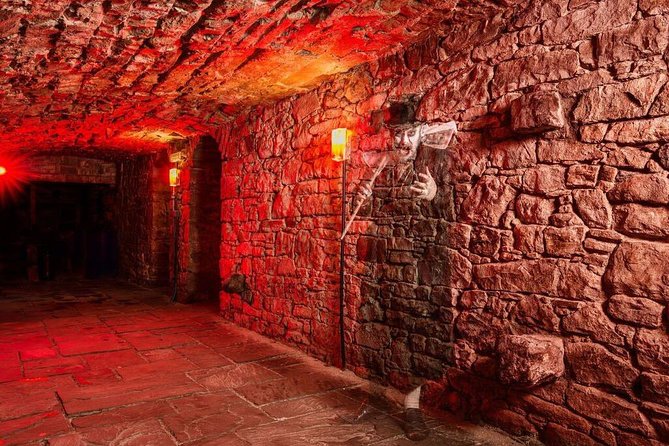 The World Famous Underground Ghost Tour - Key Points
