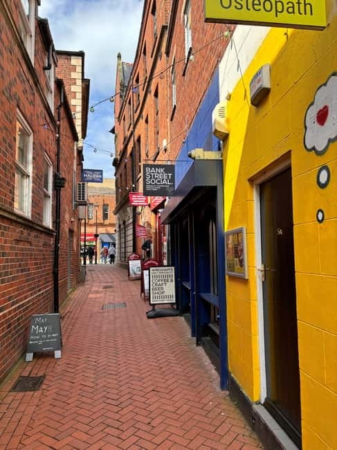 The Wrexham Food & Drink Tour - Cultural and Historical Insights During the Walk