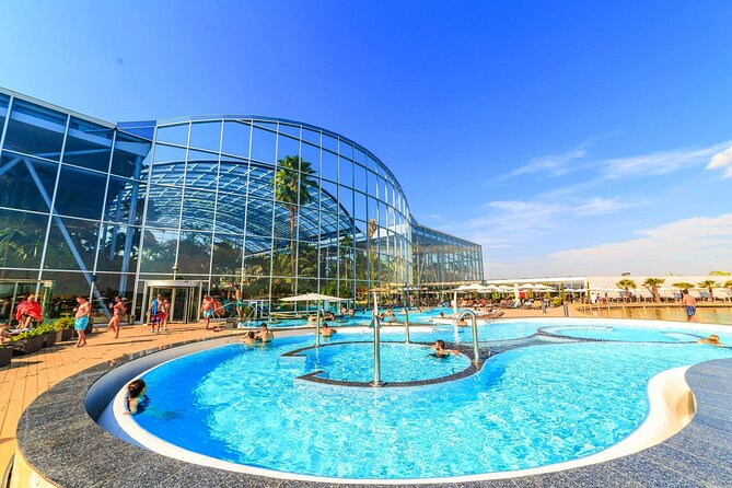 Therme-entrance ticket and transfer pick-up/drop-off Bucharest - Relaxing in Mineral Pools and Wave Machines