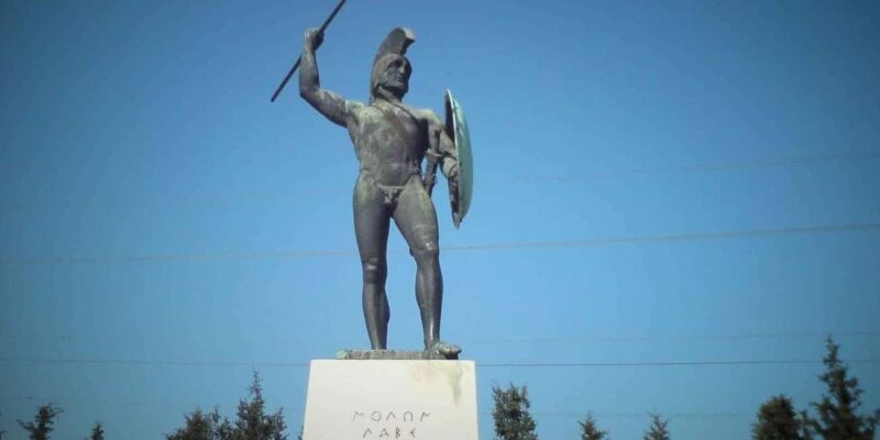 Thermopylae Day Tour: The Spirit of the 300 Spartans - Savoring Greek Cuisine with a Traditional Lunch
