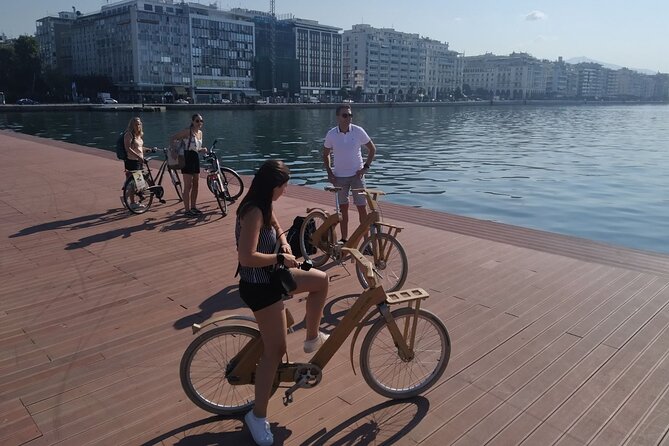 Thessaloniki Bike Tour, the best way to explore the city - The Heart of the City at Aristotelous Square