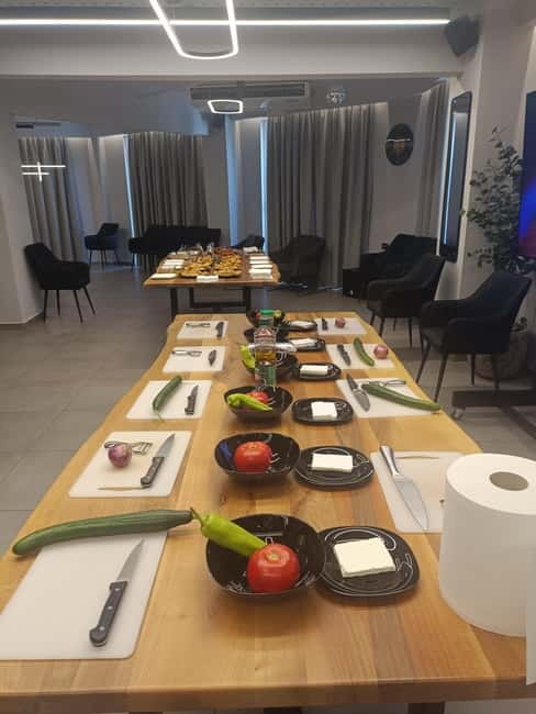 Thessaloniki: Cook like a Greek mama - The Included Food and Drinks