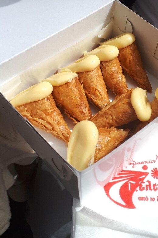 Thessaloniki: Family Treasure Hunt & Tour w Food Stops - Logistics and Group Experience