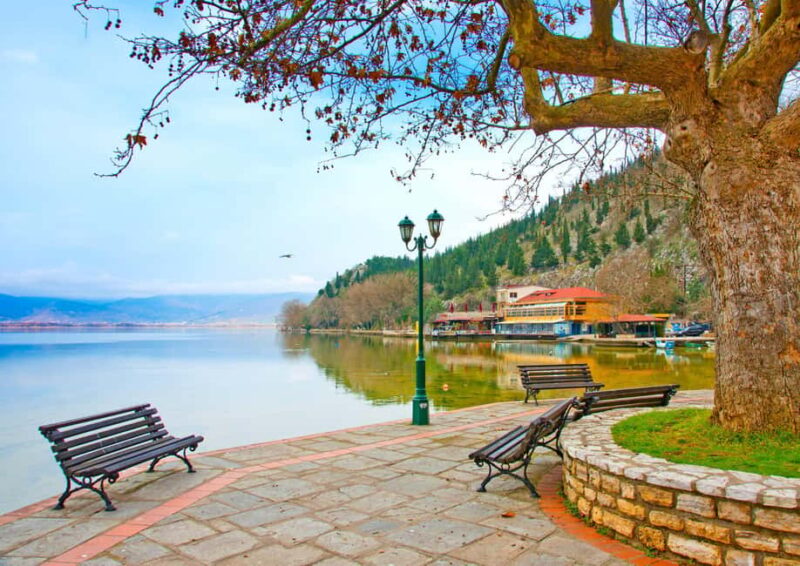 Thessaloniki: Kastoria, Monastery & Dragon's Cave Full Day - Leisure Time by Lake Kastoria