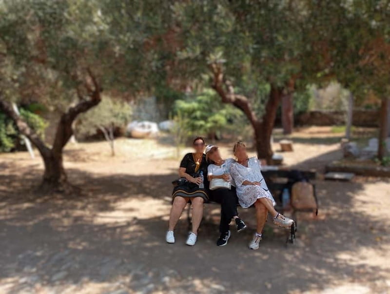 Thessaloniki Old Town Walking Tour-Culture-Nature-Plants - Exploring Local Plants and Their Uses in Food and Wellness