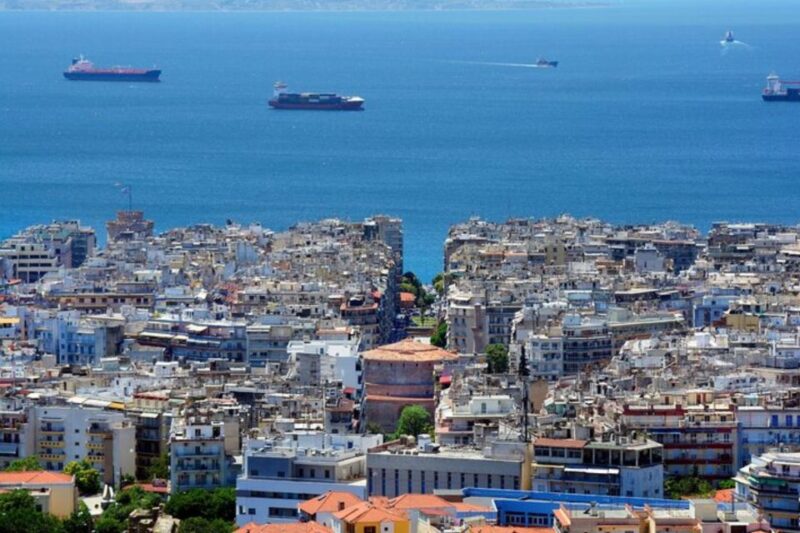 Thessaloniki : Private Custom Walking Tour With A Guide - Discover Thessaloniki’s Main Sights and Hidden Corners