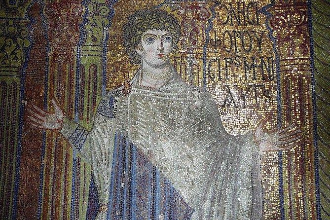 Thessaloniki Private Historic Walking Tour - The Underground Crypt of Saint Demetrius