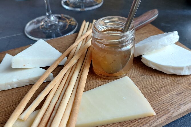 Thessaloniki Small-Group Wine Tasting Tour with Appetizers - Sampling Six Greek Wines