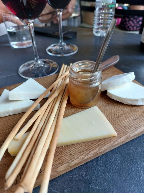 Thessaloniki: Small-Group Wine Tasting Tour with Appetizers - Key Points