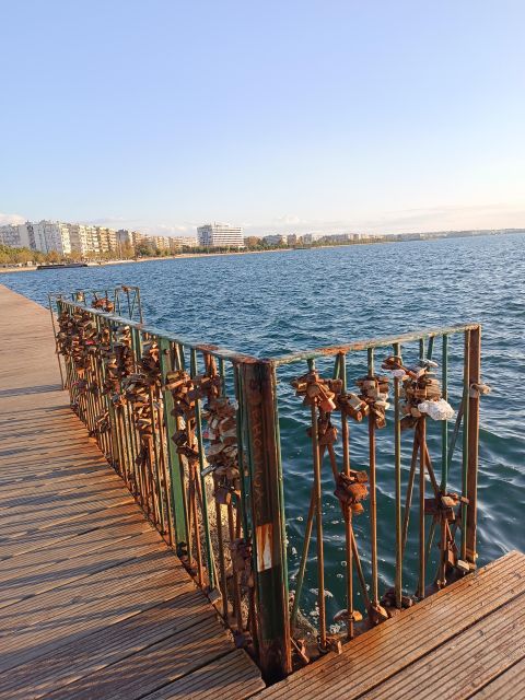 Thessaloniki: Wellness Sunset walking tour by the sea! - Thessaloniki Sunset Coastal Walk Offers Scenic Landmarks and Local Insights