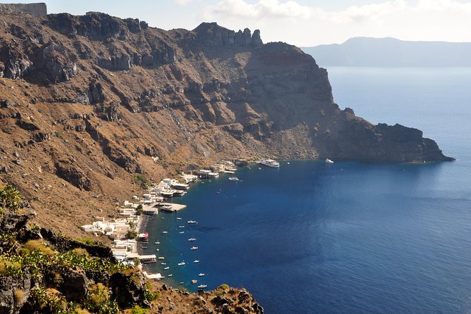 Thirassia Island: 6hr Private Tour with Lunch from Santorini - The Traditional Greek Lunch and Wine Tasting