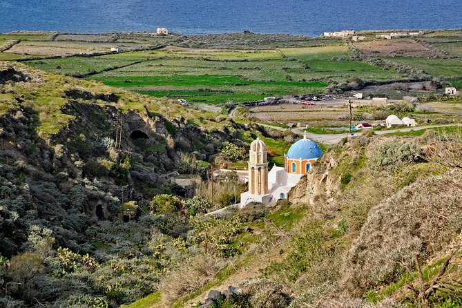 Thirassia Island: 6hr Private Tour with Lunch from Santorini - Visiting the Eerie Cave Houses in Akrilia