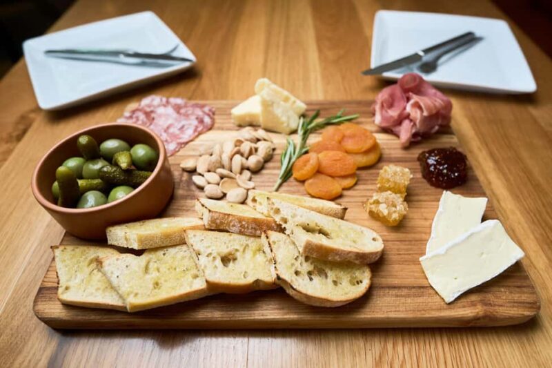 Thousand Oaks: One-Hour, Private Wine Class with Sommelier - Key Points