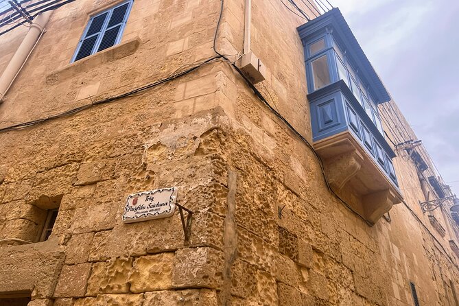 Three cities walking tour incl. entrance to Inquisitor's palace - Key Points