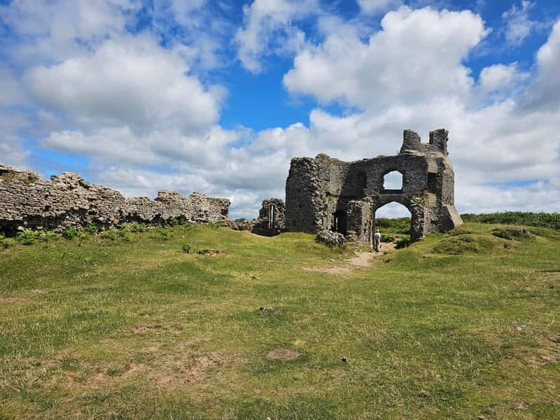 Three cliffs bay circular walk - Gower Peninsula - Key Points