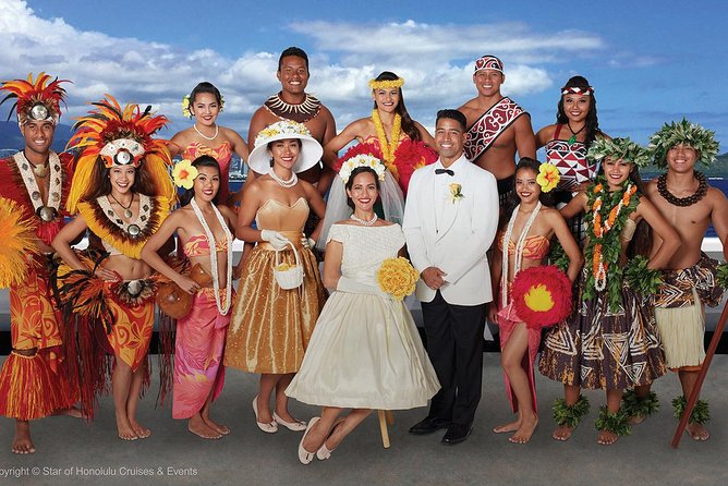 Three Star Deluxe Sunset Dinner and Show - Drinks and Additional Beverages on Board