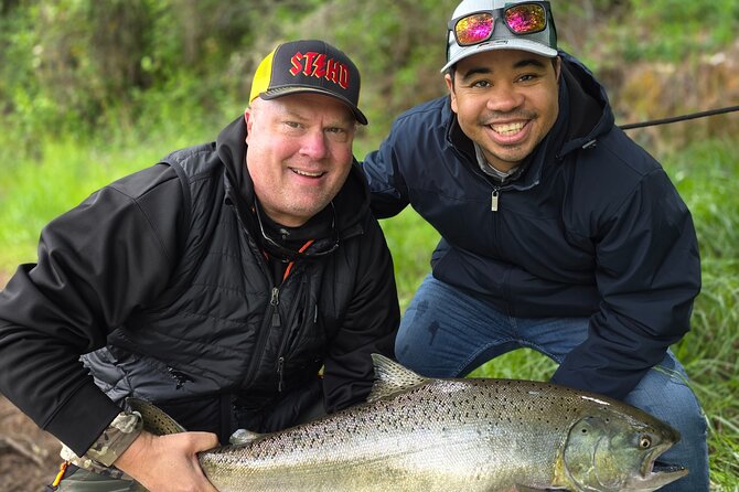 Thrilling Chartered Fishing Trip on the Rogue River - The Guide: 20 Years of Passion for the Outdoors