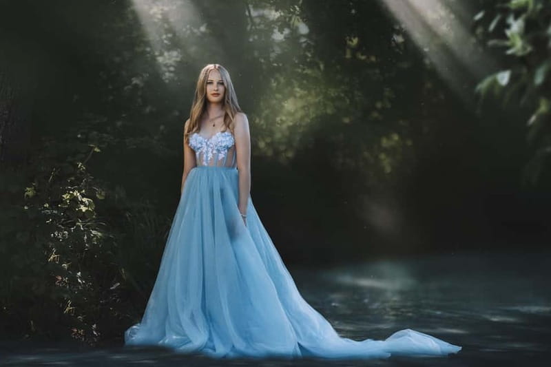 Thun: Fairytale Castle Photoshoot with Makeup and Styling - Key Points