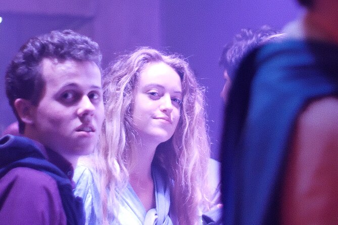 Thursday & Friday Night Pub Crawl for Professionals in Athens - Logistics and Group Experience