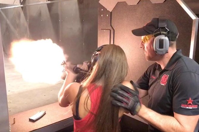 Ticket in Orlando with shooting package - Explore a Unique Shooting Experience at Machine Gun America in Orlando