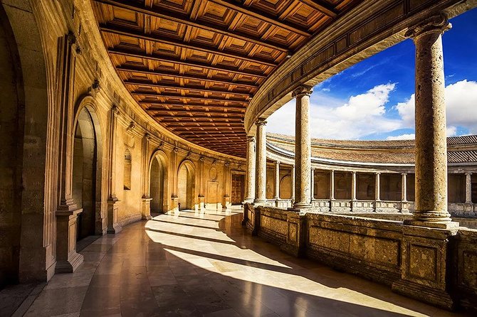 Tickets included: Alhambra Tour (Gardens, Alcazaba, Generalife) - Who Should Book This Tour?