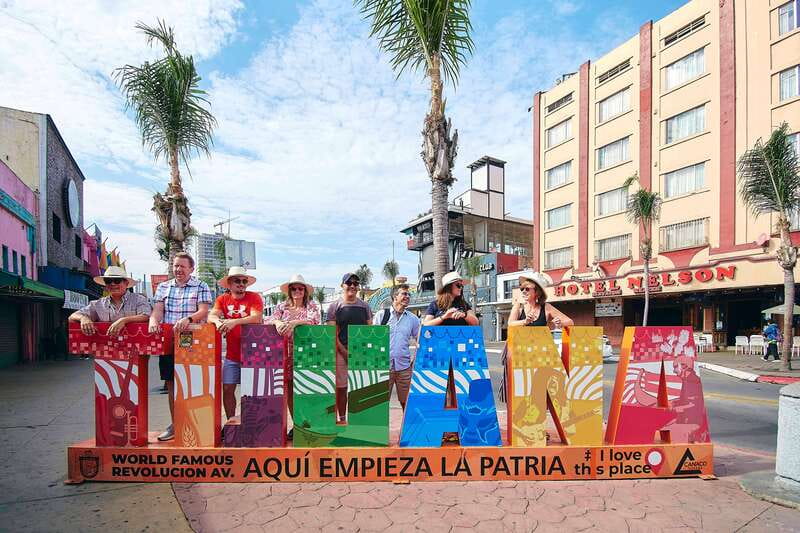 Tijuana: Guided City Tour with Local Food and Beer Tasting - Visiting Playas de Tijuana and the Border Wall