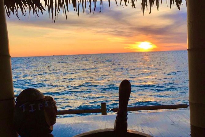 Tiki Boat - Clearwater - The Only Authentic Floating Tiki Bar - Experience the Expertise of the Tour Guides