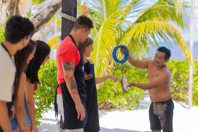 Tikinxic Barefoot Fish Guided Cookout Experience in Cozumel - Accessibility, Age Restrictions, and Practical Tips