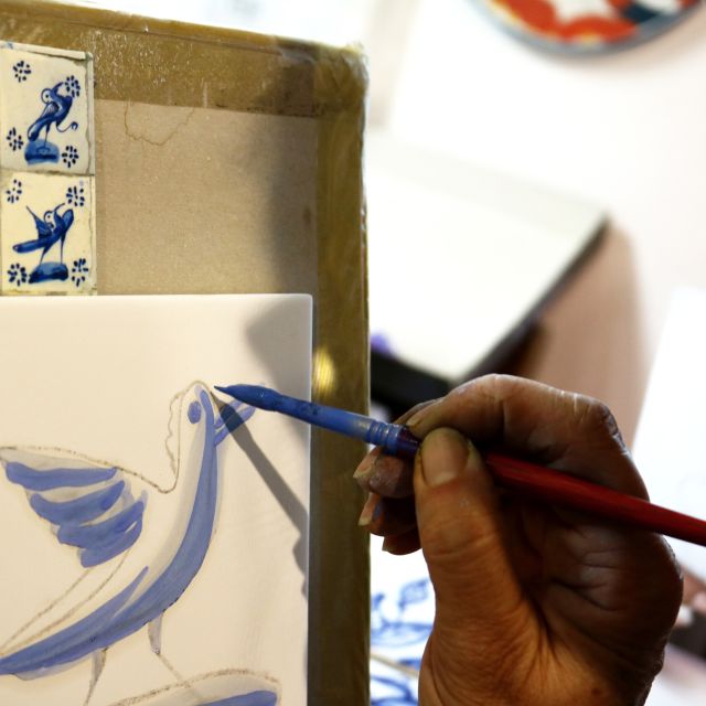 Tile painting workshop in the Algarve - Experience a Traditional Tile Painting Workshop in Silves