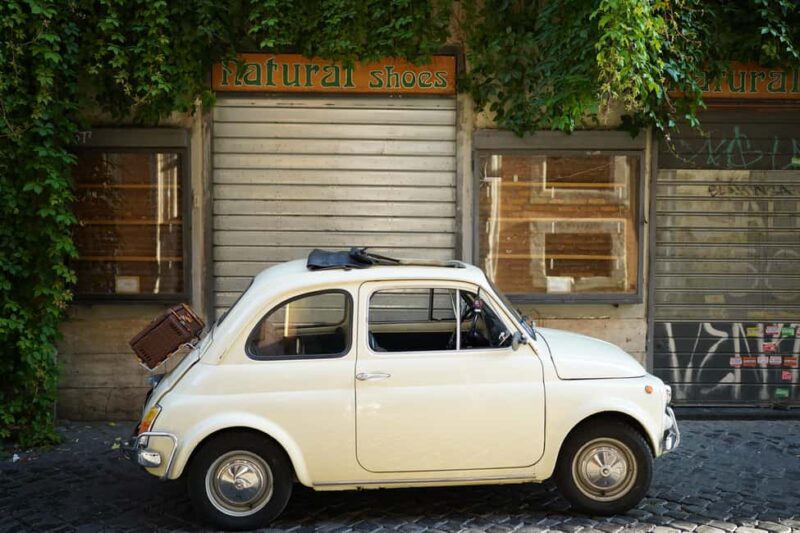 Timeless Rome: A Journey in a Vintage Fiat 500 - The Charm of the Photo Sessions in Rome