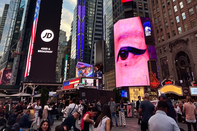 Times Square Grand Central Rockefeller Private Tour - Explore Midtown Manhattan on a Private Guided Tour for Just $250