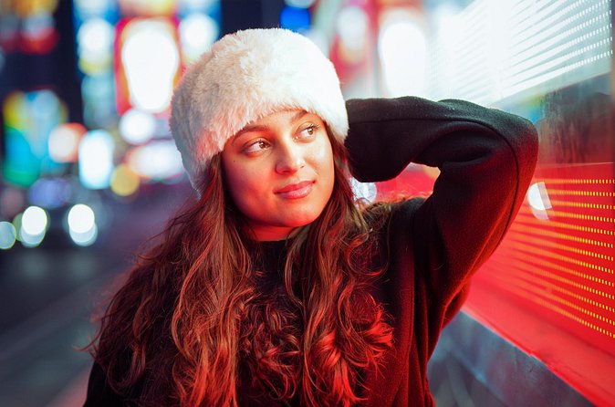 Times Square VIP Photoshoot on the Iconic Red Stairs - Unique Features and Photographic Highlights