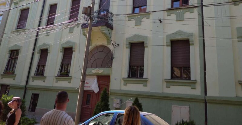 Timisoara Dream Tour in Elisabetin Neighborhood - Key Points