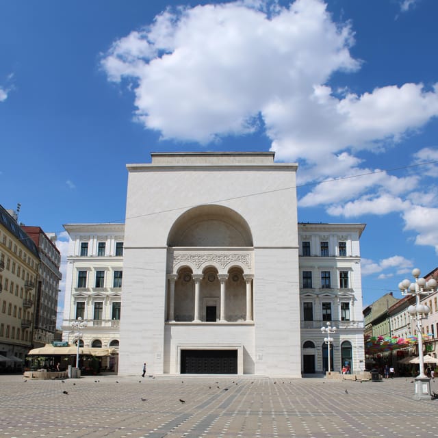 Timisoara: Private Walking Tour with a Local Guide - Explore Timisoara’s Historic Squares and Architectural Gems