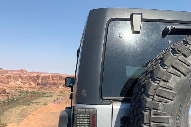 Tip Toe Through Hell Private 4WD Guided Jeep Experience in Moab - Perfect for First-Timers and Families