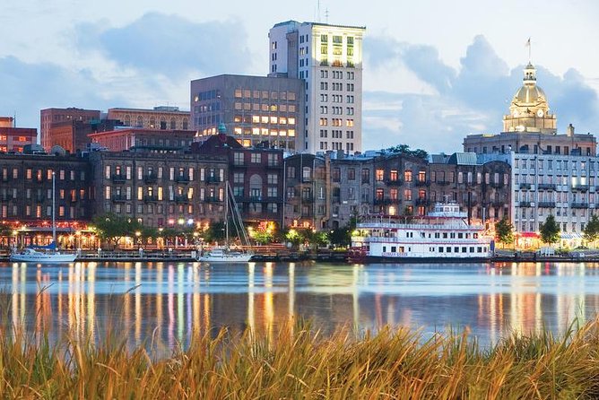 Tipsy Trivia Tour - The Stops: Historic Homes, Squares, and Theaters