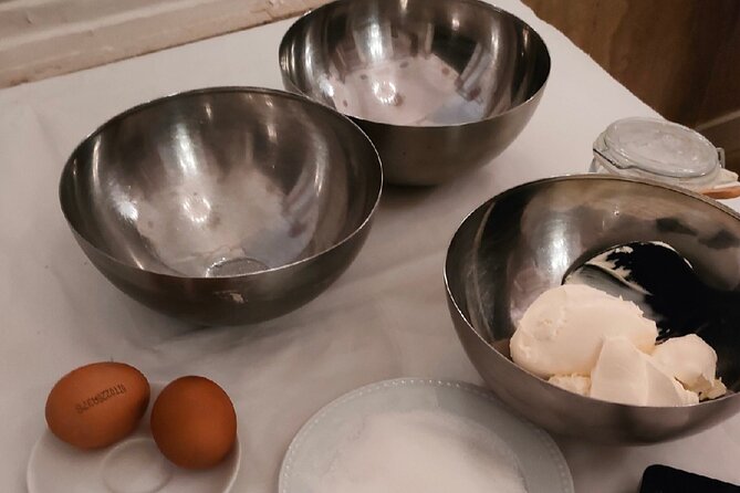 Tiramisu Making Class With Limoncello or Meloncello Tasting - Discover the Art of Tiramisu in Naples with a Hands-On Class and Tasting