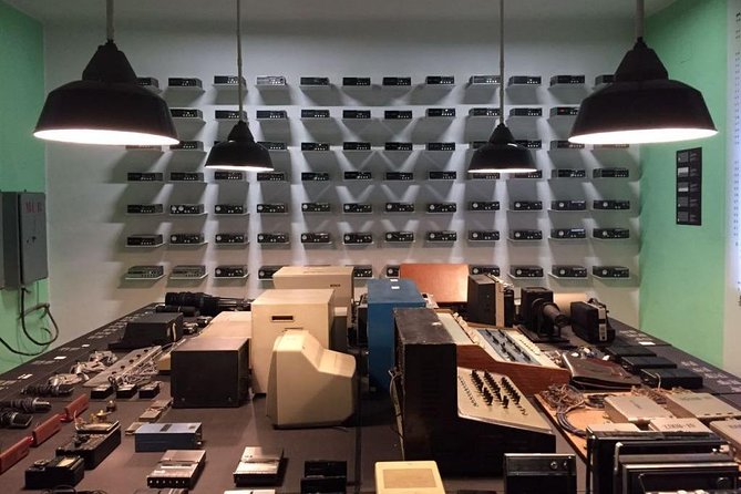 Tirana food & communism sites - 1 day - Discover Tirana’s Communist Past and Key Landmarks in One Day