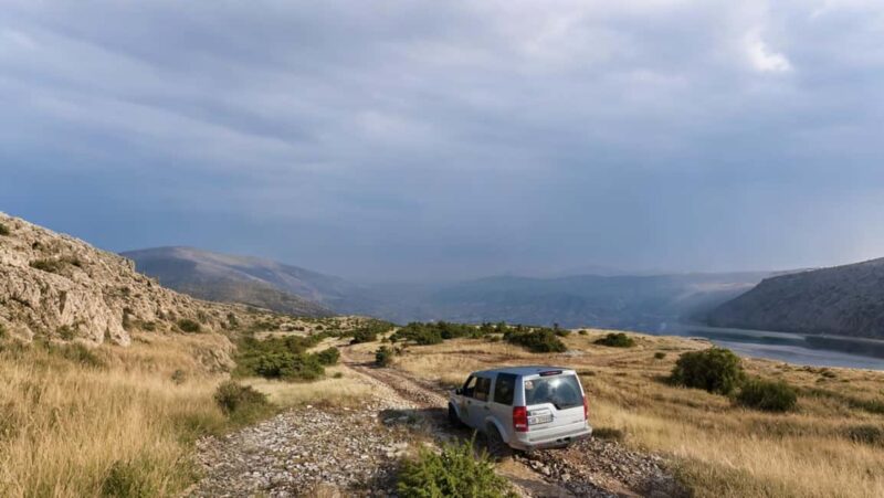 Tirana: Private SUV Tour with Dajti Mountain Visit - Discover Tirana and Dajti Mountain on a Private SUV Tour