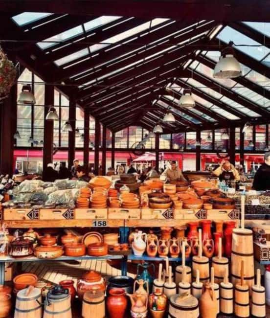 Tirana: Shopping Tour, Modern Malls, Local Bazaars & Castle - Practical Tips for the Tour