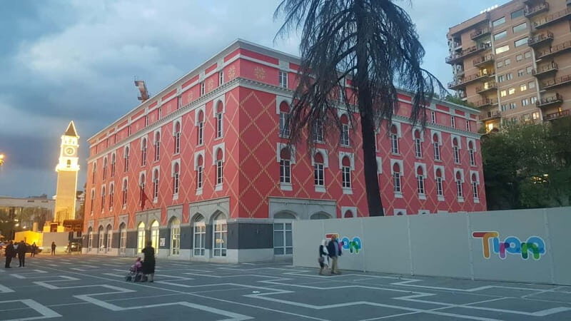 Tirana: Street Art & Modern Architecture Walking Tour - Key Points