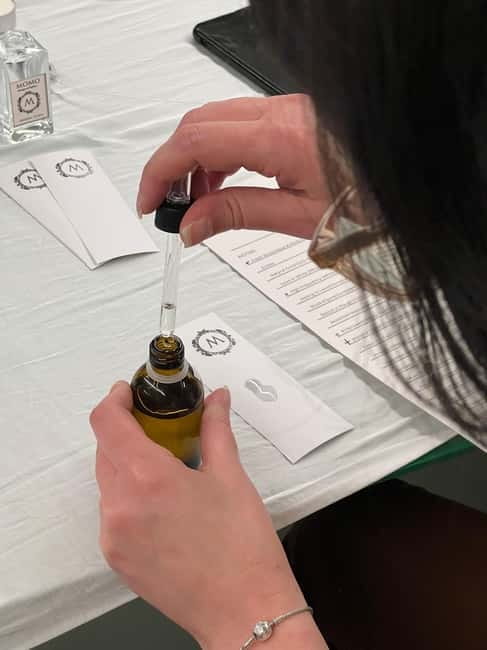 Tirana: The Art of Making a Perfume - Location and Setup in Tirana District