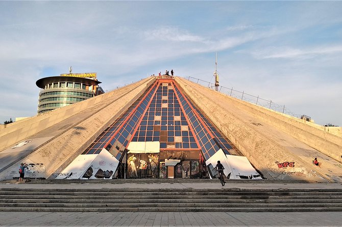 Tirana Walking Tour, Extra Virgin Olive Oil and Raki Tasting - Starting at Skanderbeg Square and Its Evolution