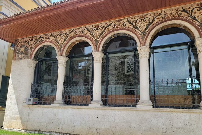 Tiranas Communist Past: A Tasting Tour with Traditional Lunch - Mother Teresa Square and Tirana’s National Pride