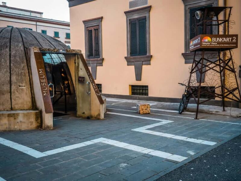 Tiranas Communist Past; Small Group Walking Tour - The Role of the Guides and Tour Pacing