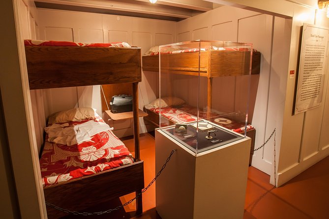 Titanic: The Artifact Exhibition at the Luxor Hotel and Casino - Practical Tips for Visiting