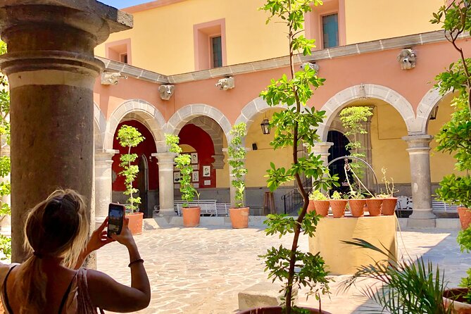 Tlaquepaque and Tonala Private Full-Day Tour - Why This Tour Stands Out